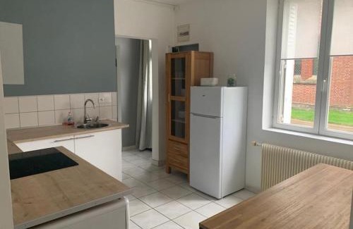 Parvillers-le-Quesnoy House | Sous le grand Cèdre