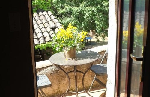 Merindol House | Sous le Micocoulier