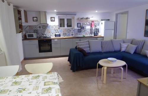 Montagudet Apartment | Sous les Arbres - private pool, great views, relax, unwind, get closer to nature