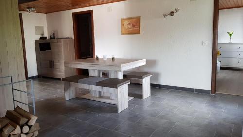 Montfaucon Apartment | "Sous les Barres"