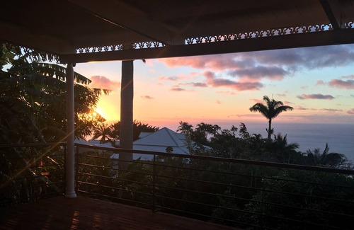 La Montagne House | South African villa, magnificent sea view, large swimming pool in lush greenery