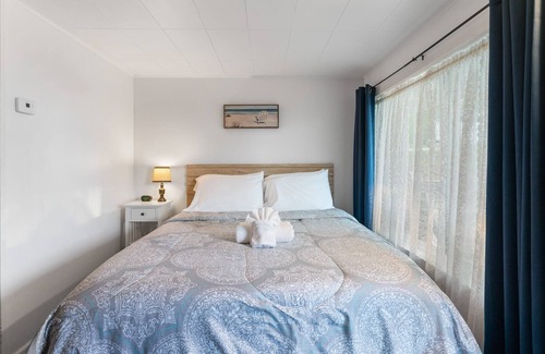 East Jordan Hotel | South Arm Retreats Standard Room 5