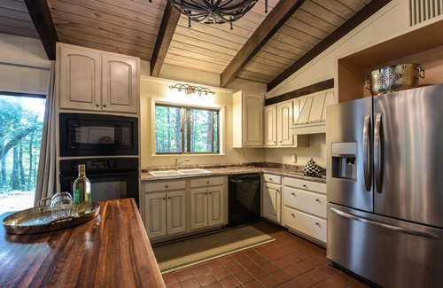 Arden House | South Asheville Solitude