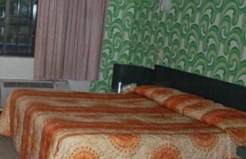 Copiague Hotel | South Bay Motel