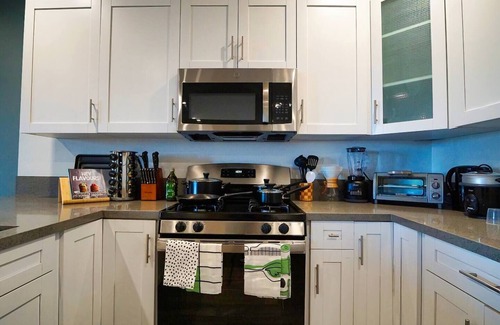 Lawndale Condo | South Bay Sanctuary