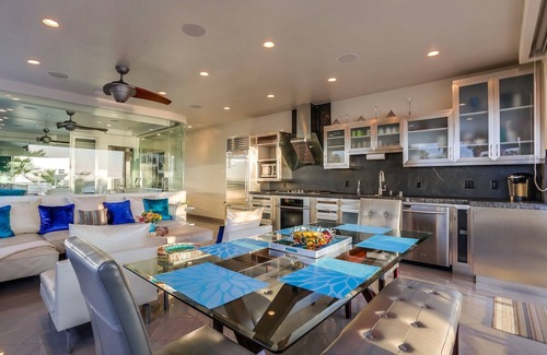 South Mission Beach Condo | South Beach 4 | Oceanfront 2BR in Mission Beach