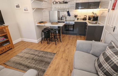 Tenby Apartment | SOUTH BEACH AT THE HIDEAWAY, family friendly in Tenby