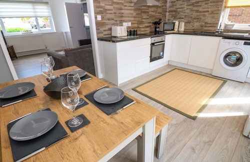 Blyth Cottage | SOUTH BEACH COASTAL COTTAGE&NBSP;, pet friendly in Blyth