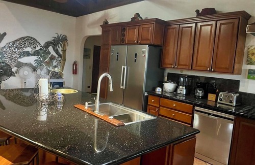 Jaco House | SOUTH BEACH PARADISE! DIRECT JACO BEACH OCEANFRONT *All Inclusive Options*