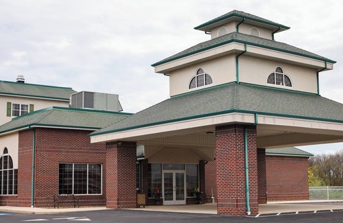 Sunrise Summit Hotel | South Branch Inn Romney