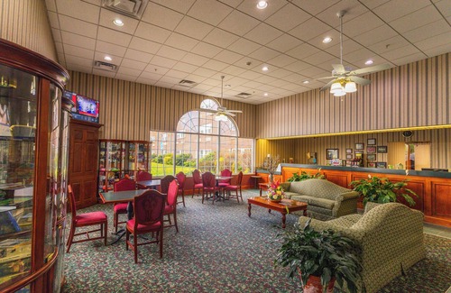 Sunrise Summit Hotel | South Branch Inn Romney