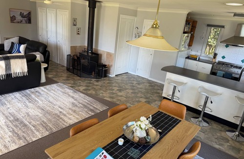 Lunawanna House | South Bruny Island Retreat with Spa and Sauna