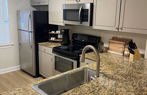 Oxford Condo | South Carolina Citadel games open Newly renovated! Oxford - Walk to Campus