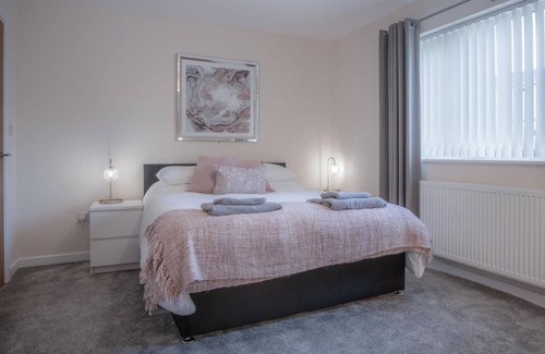 Tavernspite House | South Carvan View - 4 Bedroom Holiday Home - Tavernspite