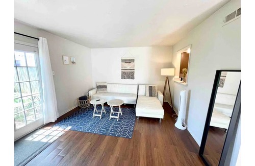 Parker Lane Apartment | *South Central + Yard* 5 mi from downtown MD