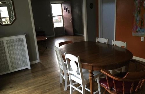 Blossburg Apartment | South Chateau