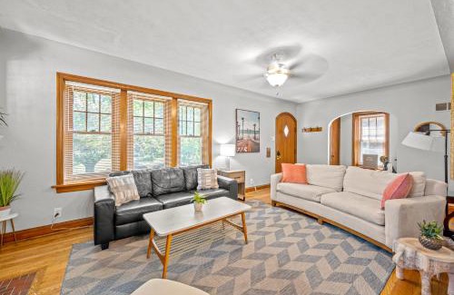 Northampton House | South City Pool & Hot Tub 5 Bed