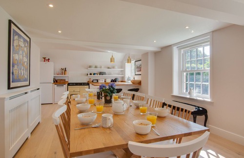 Aldborough House | South Cottage - Five Bedroom House, Sleeps 9