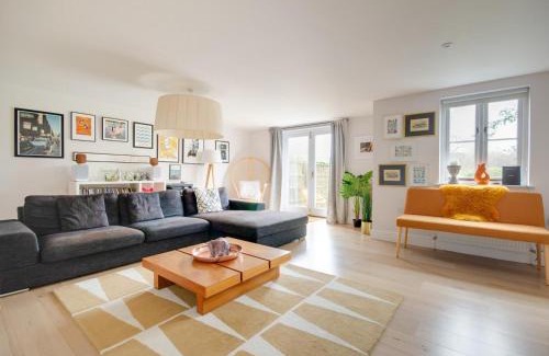 Aldborough House | South Cottage