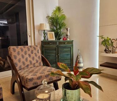 Chittaranjan Apartment | South delhi Monument View by Maple Key Stays - 3BHK & Terrace