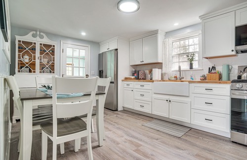 South Dennis Cottage | South Dennis Vacation Rental ~ 5 Mi to Beach!