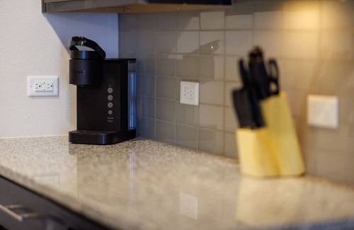 Baker Apartment | South Denver Retreat