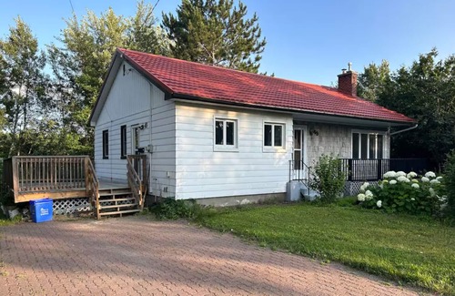 Sudbury House | South End Bungalow - 5 full bedrooms