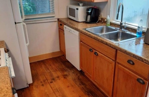 Honeoye Cottage | South End For Fishing - Beach for Bonfires - New City Water