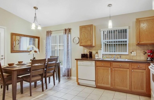 Sandy Ridge Villa | South Facing Pool and Spa!