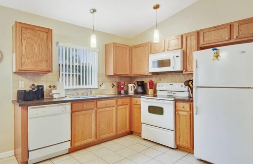 Sandy Ridge Villa | South Facing Pool and Spa!