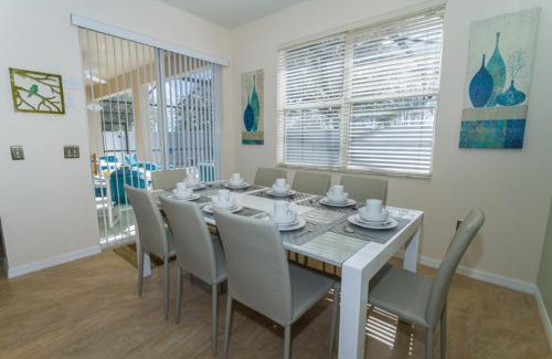 Windwood Bay House | South Facing Pool & Spa - Fenced Yard - Game Room - Family Friendly - Near Disney