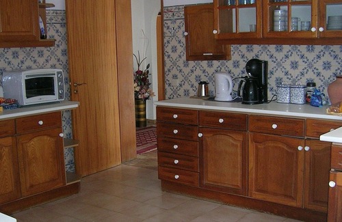 Funchal Villa | South Facing Villa-on one level - multi-generational family/2 families/friends