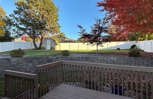 Moran Prairie House | South Hill Retreat - 12 mins to Downtown