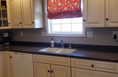 Charleston House | South Hills Charmer