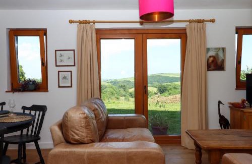 Moreleigh House | South Holm