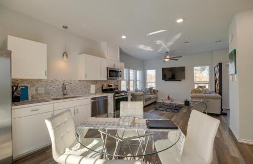 South Houston House | South Houston Townhome with Patio and Gas Grill!