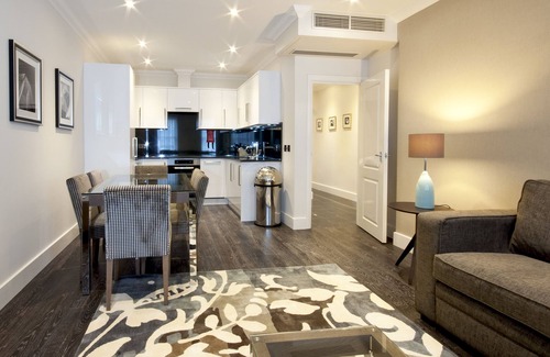 Courtfield Apartment | South Kensington Deluxe Three Bedroom Apartment