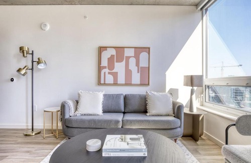 South Lake Union Apartment | South Lake Union 1br w wd roof nr Lake Union SEA-487
