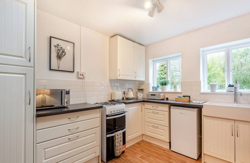 Halam Cottage | South Lodge- UK45600