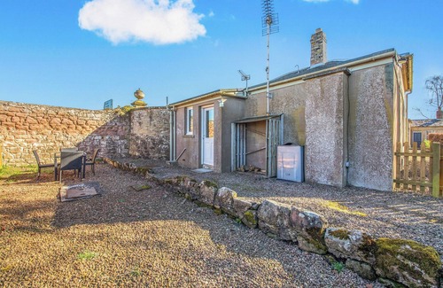 Paxton Cottage | South Lodge - UK48318