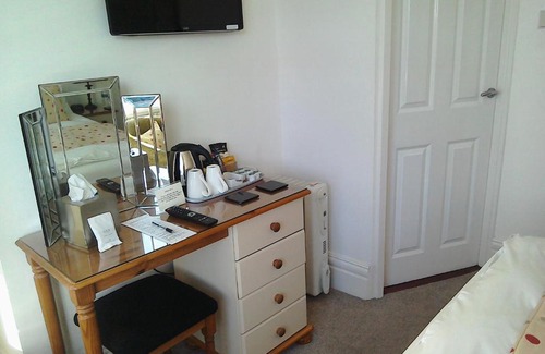 Bridlington House | South Lodge Guest House