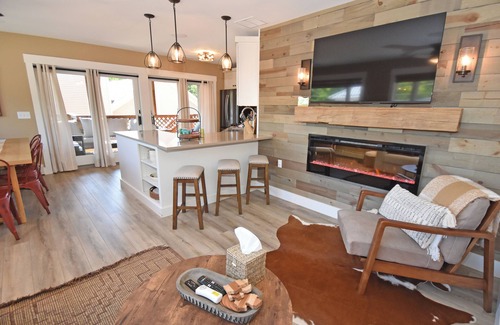 Empire Condo | South Manitou Condo - Enjoy this beautifully remodeled condo 1 Block from Lake Michigan!