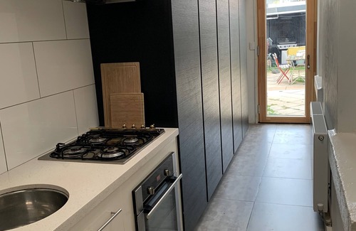 South Melbourne House | South Melbourne terrace .Short walk to Grand Prix,CBD and Tram.