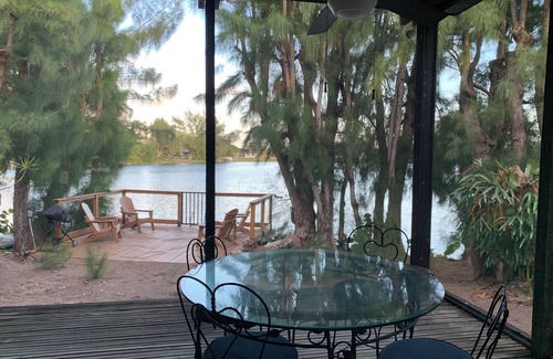 Ludlam House | South Miami Oasis with lake views! Short drive to beach!