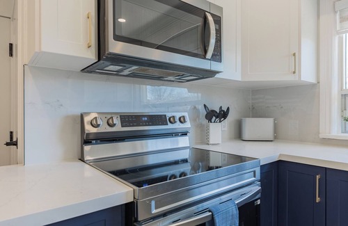 West Oakville House | South Oakville House