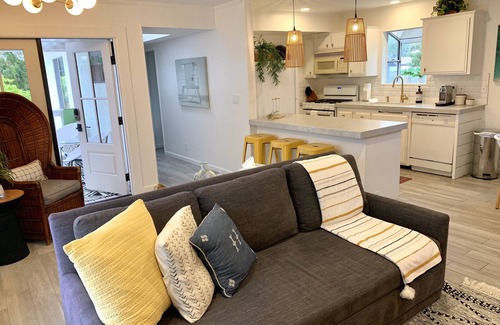 Fire Mountain House | South Oceanside 1br/1bath, clean and beach close