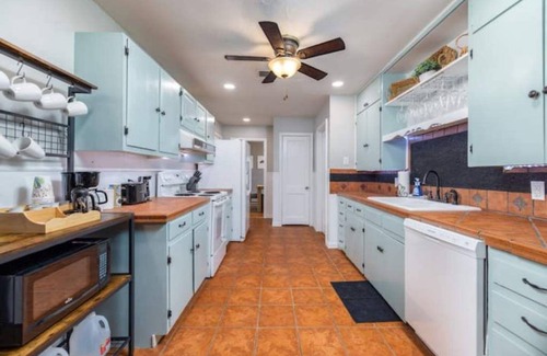 San Angelo House | South Park Stunner