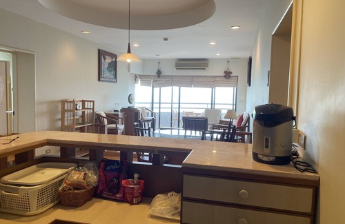 Na Chom Thian Apartment | South Pattaya Serene Beach Front Condo