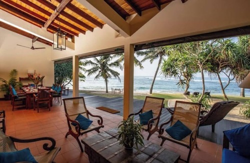 Kathaluwa Villa | South Point Villa - 3 bedroom beachfrontvilla