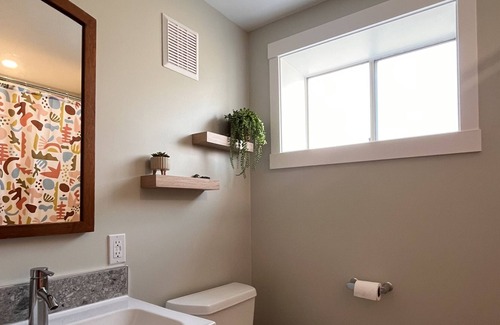 Port Alberni House | South Port Garden Suite